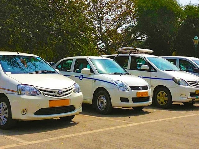 Looking for a Taxi in Tirunelveli? Here’s How to Book with Ease | Tirunelveli Cabs